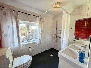 Photo 12- click for photo gallery